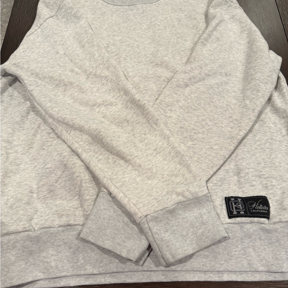 Hollister Heather Gray Sweatshirt